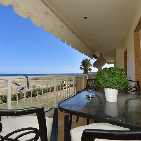 House Potidea On The Wave Nea Poteidaia